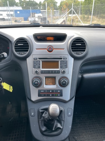 938320-31 Kia Carens 2.0 CRDi - 2008