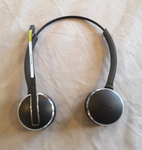 938838-5 Headset Jabra Pro 9450, associated charger, DHSG cable