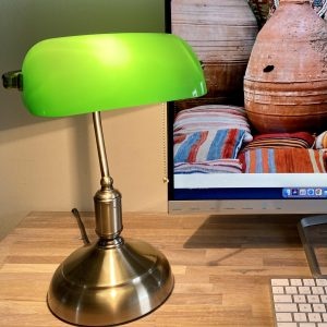939192-1 Classic Bankers lamp