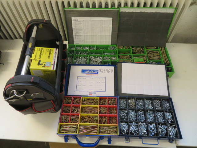 Lot with Fastening material, assortment boxes, tool bag - PS Auction ...