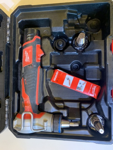 936079-3 Pipe expander Milwaukee