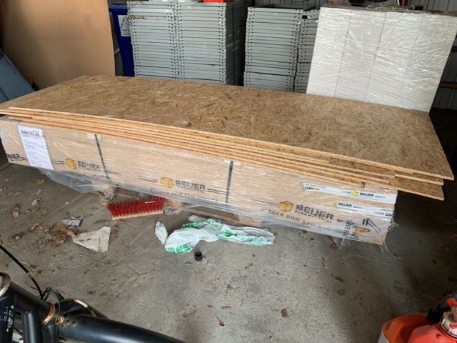 810435-3 OSB boards approx. 35 boards