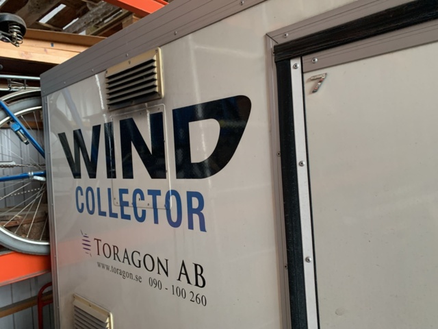 810441-7 Wind measuring equipment mounted on trailer Wind Collector with generator, battery charger etc