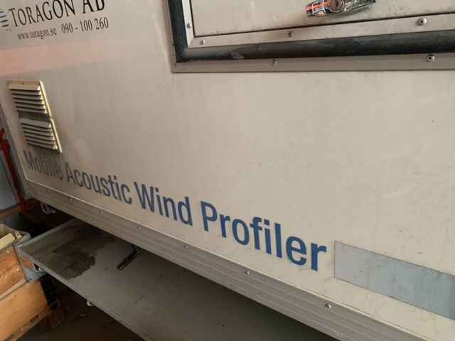 810441-8 Wind measuring equipment mounted on trailer Wind Collector with generator, battery charger etc