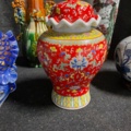 686717-5 Chinese art, vases, urns etc