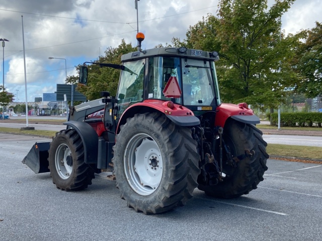 912573-7 Traktor Massey Ferguson 5470 -2007