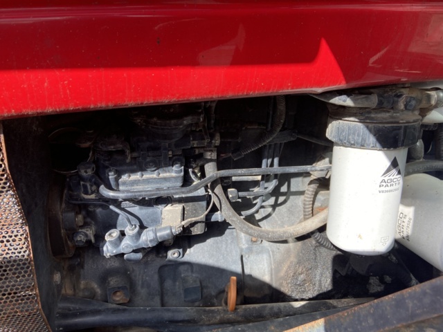 912573-9 Traktor Massey Ferguson 5470 -2007