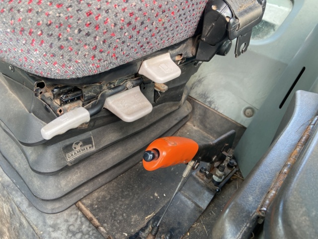 912573-40 Traktor Massey Ferguson 5470 -2007