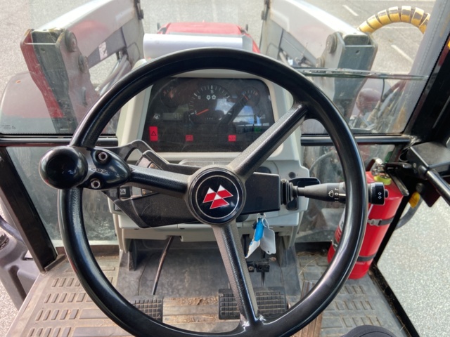 912573-44 Traktor Massey Ferguson 5470 -2007