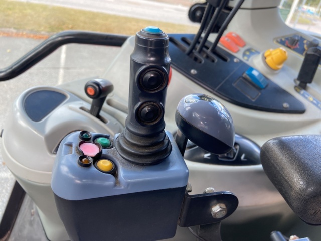 912573-52 Traktor Massey Ferguson 5470 -2007