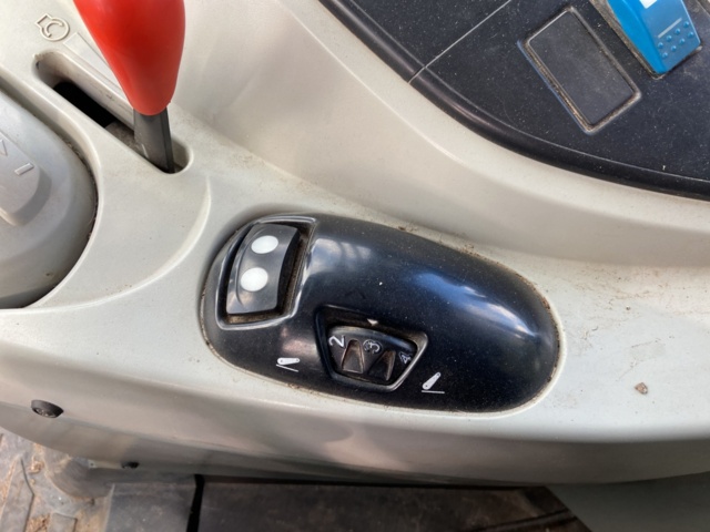 912573-54 Traktor Massey Ferguson 5470 -2007