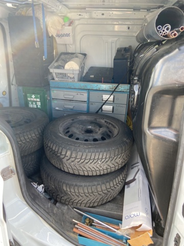 912568-43 Ford Transit Connect 1.5 TDCi -2018