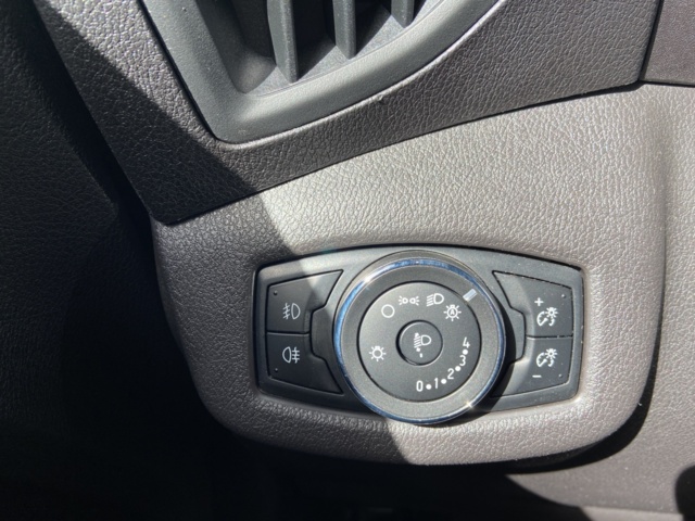 912568-51 Ford Transit Connect 1.5 TDCi -2018