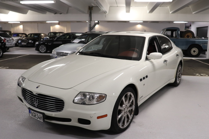 928037-4 Maserati Quattroporte 4.2 V8 - 2007