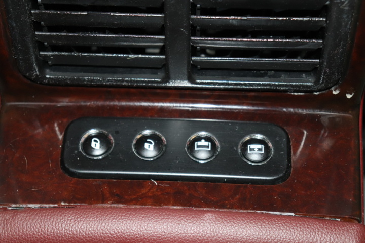 928037-16 Maserati Quattroporte 4.2 V8 - 2007