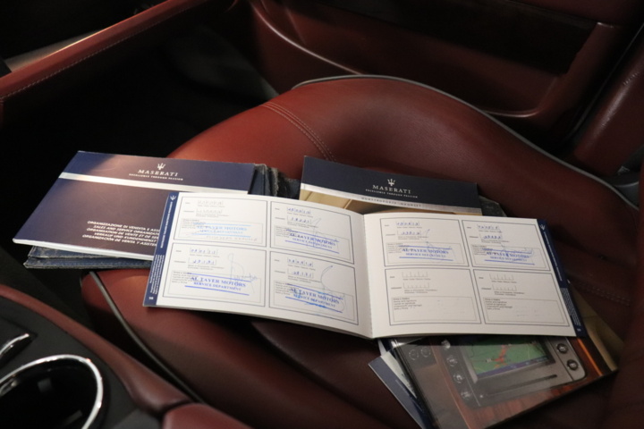 928037-33 Maserati Quattroporte 4.2 V8 - 2007