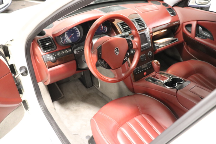 928037-34 Maserati Quattroporte 4.2 V8 - 2007