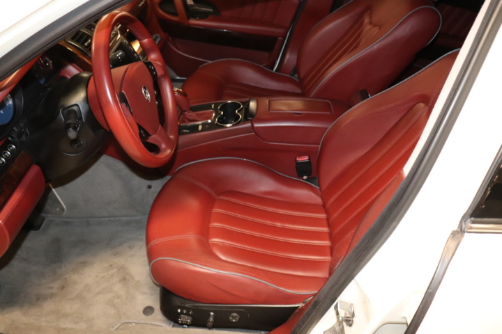 928037-36 Maserati Quattroporte 4.2 V8 - 2007