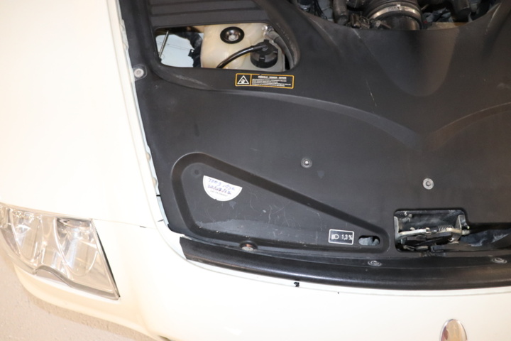 928037-43 Maserati Quattroporte 4.2 V8 - 2007