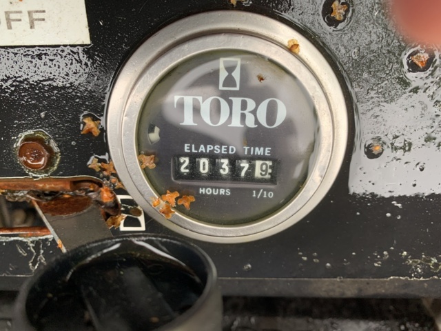 810042-9 Riding mower Toro Turf Pro 84 (rep. object)