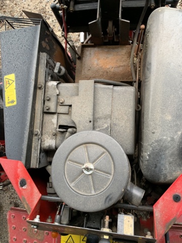 810043-10 Riding mower Toro Reelmaster Sport (rep.item)