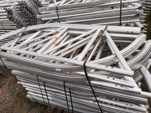 920383-4 Eaves beam (aluminium) 2m - Layher