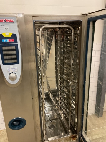 886909-9 Rational selfcooking center 201 and warming cabinet