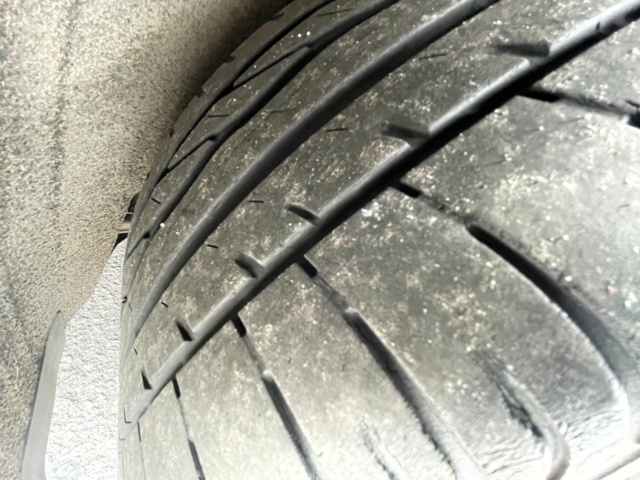 906897-34 Mercedes-Benz E 200 CGI BlueEFFICIENCY - 2011