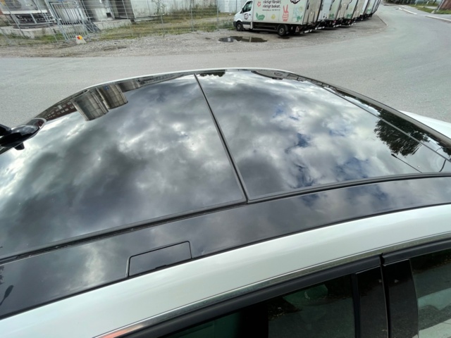 906897-30 Mercedes-Benz E 200 CGI BlueEFFICIENCY - 2011