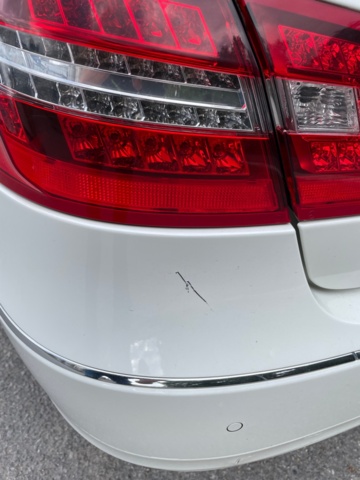 906897-36 Mercedes-Benz E 200 CGI BlueEFFICIENCY - 2011