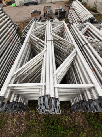 920387-2 Horizontal brace *double* (aluminium) 2.57m - Layher / approx. 50 pcs