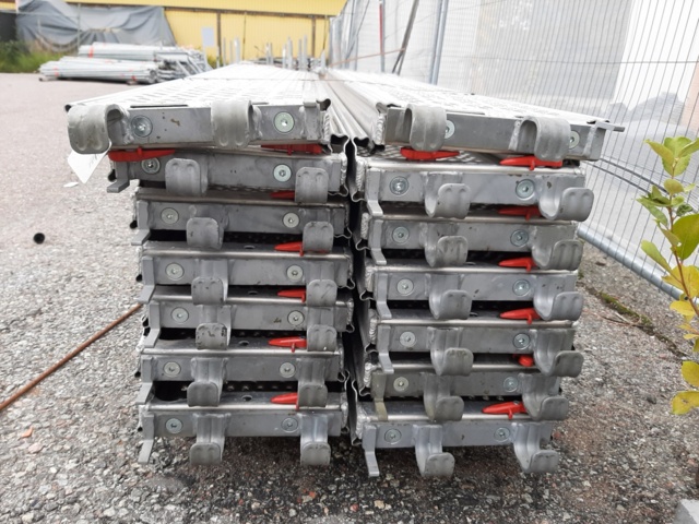 920419-4 Alu-plank 2.07m - Layher / 14 pcs