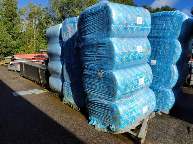 Isoleringsskivor Knauf Insulation Ecobatt 035 (3 pall) - Auktioner ...