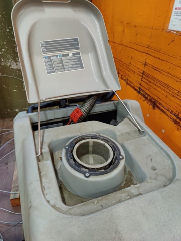 937419-3 Scrubber Comac Media 26