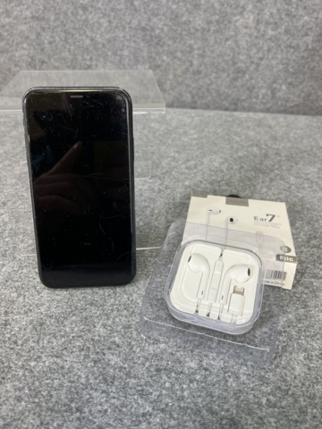 922870-4 Smartphone, Apple iPhone XR, 128GB - Shipping included!