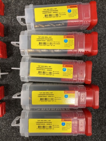 939447-4 Set with drill and tap Dormer