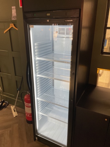 886929-5 Tefcold drinks fridge