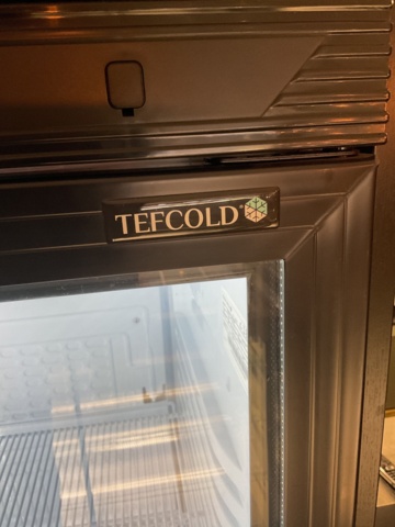 886929-6 Tefcold drinks fridge