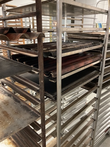 886939-5 Bakery carts