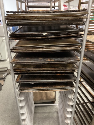 886939-6 Bakery carts