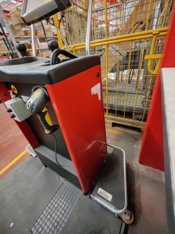 937434-12 Pick truck Ergobjörn 612 AC