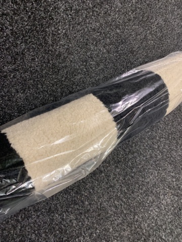 942241-4 Sheepskin rug Chess carpet 120X120cm, black/off white