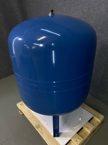 941713-3 Expansion vessel Reflex Refix DE 200