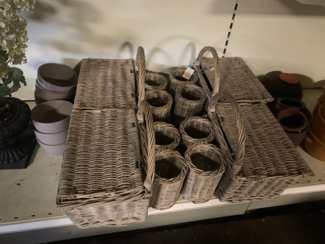 936197-12 pots, vases, etc