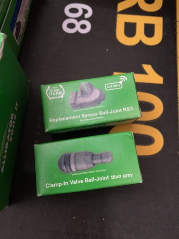 810072-2 TPMS tire valves and sensors Alligator Sens it