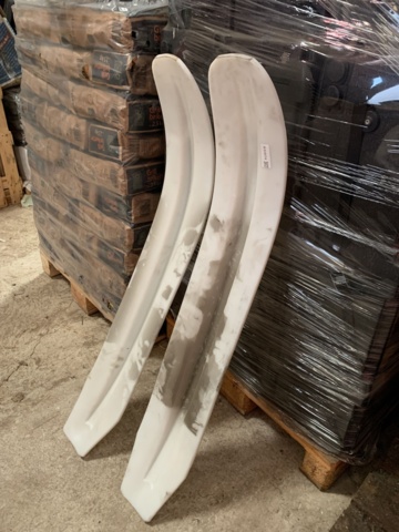 810074-2 Plastic skis for snowmobiles 1 pair