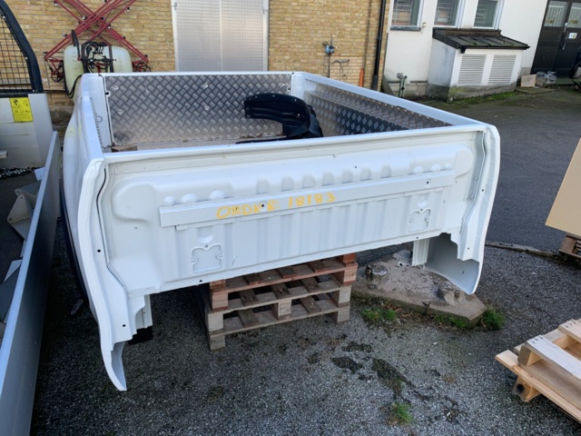 943144-4 Flatbed for Pickup - Toyota Hilux 21/22'