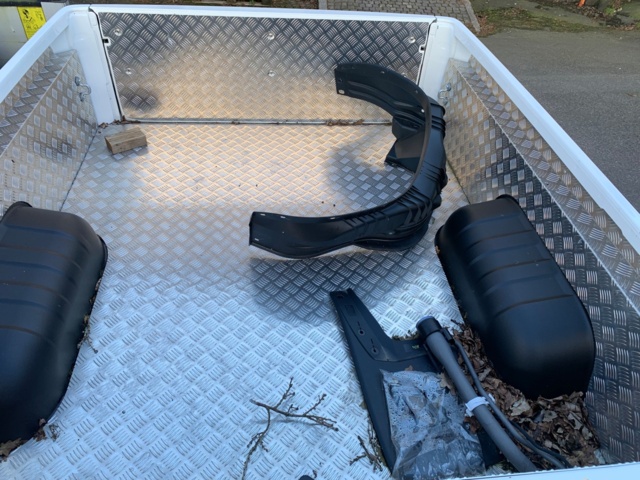 943144-5 Flatbed for Pickup - Toyota Hilux 21/22'