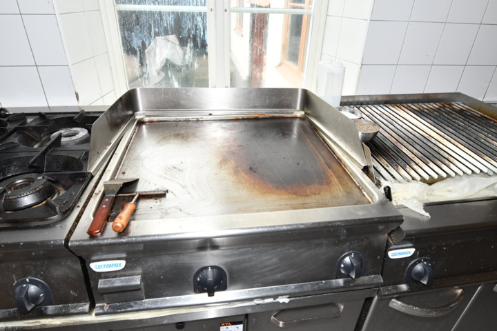941778-3 Stove, frying table, deep fryer etc