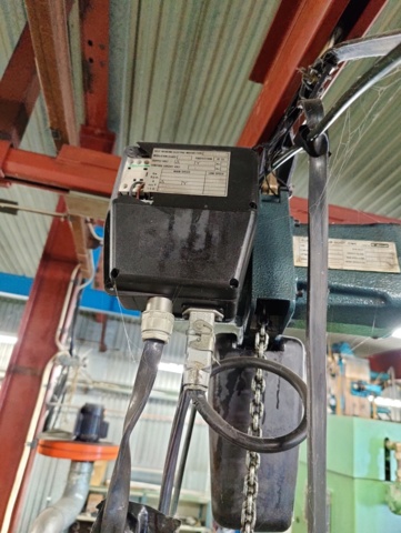 937469-9 Truss system with Donati hoists